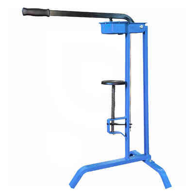 Boucheuse à champagne avec mâchoires chromées