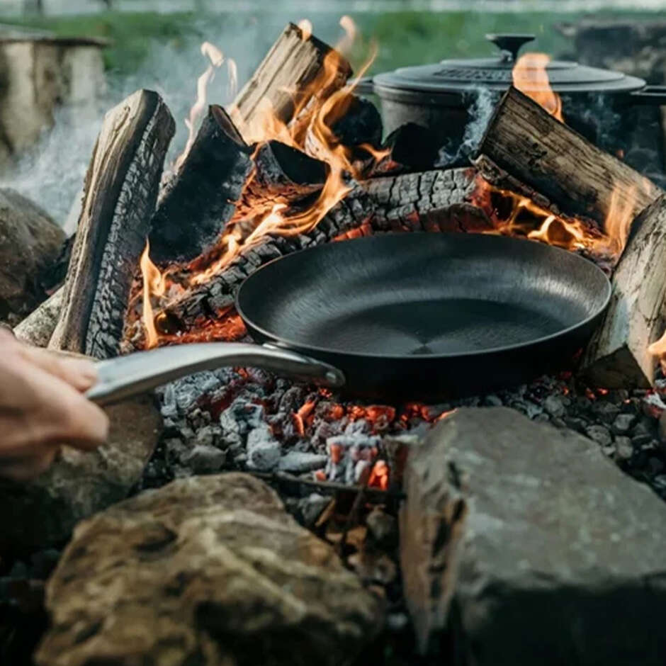 Cast Iron Frying Pan Ø 24 cm – 1.45 L