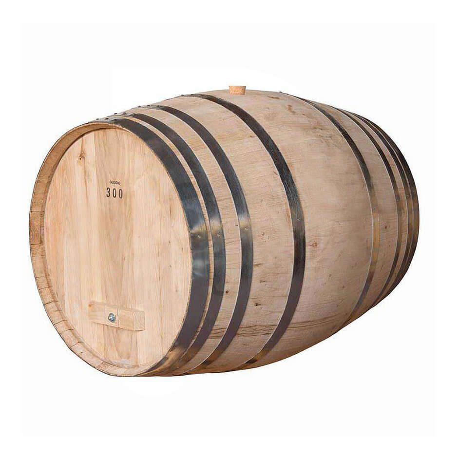 Chestnut barrel 300 L with manhole