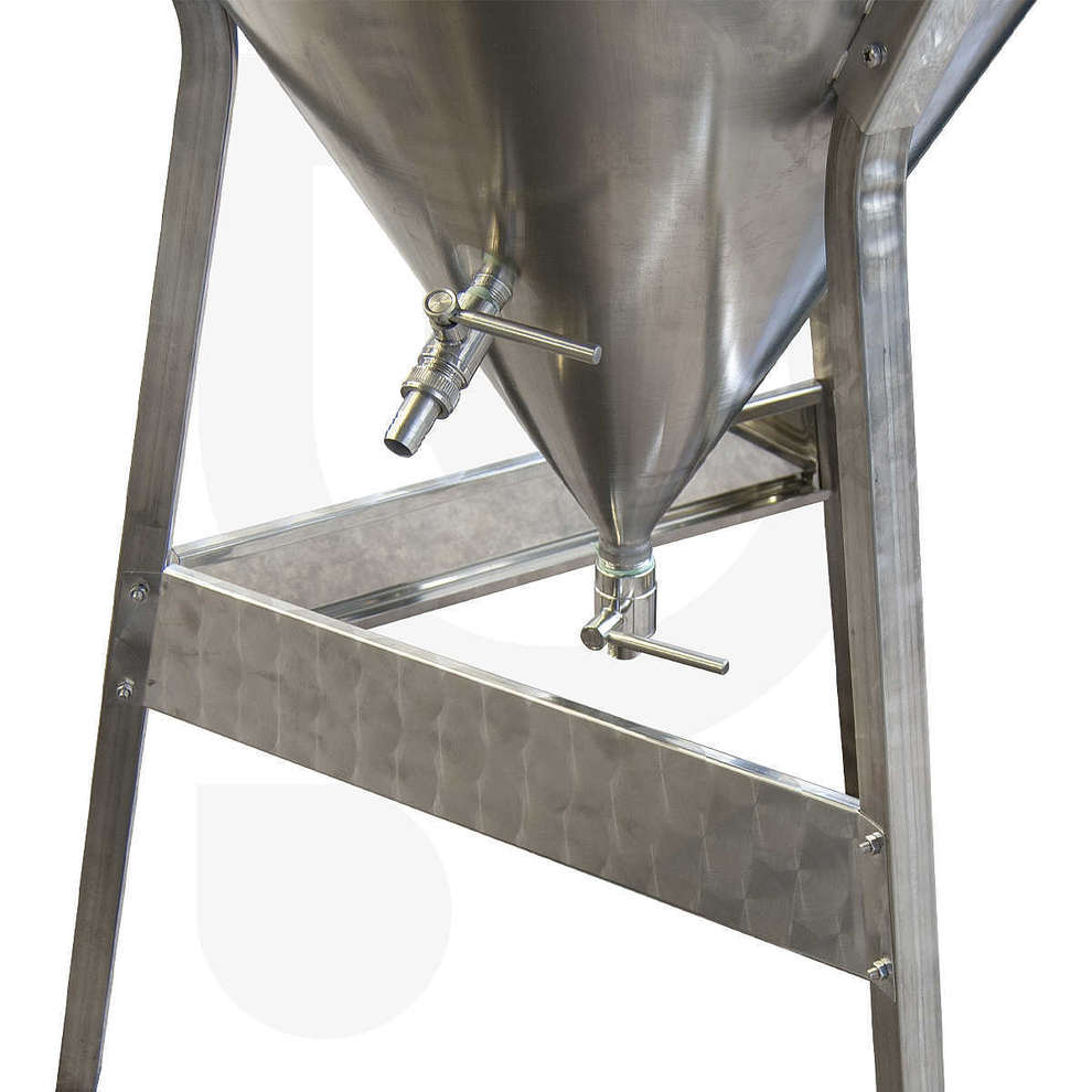 Conical trunk for wine 60° 300 L with air floating lid