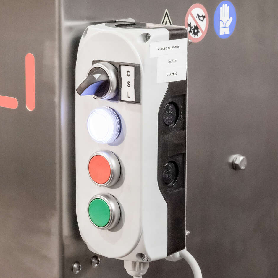 ONE Degorging and Leveling Machine