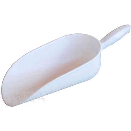 Écope en plastique