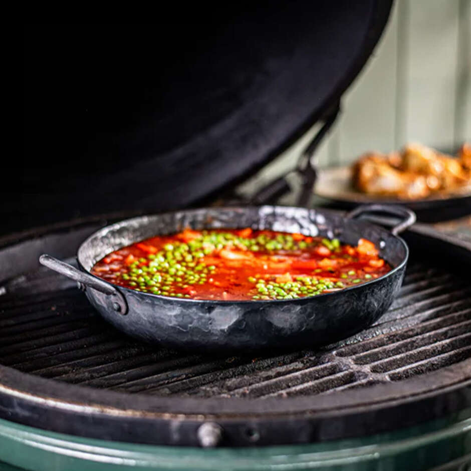 Forged Ø28 Pan with Double Handle – Carbon Steel