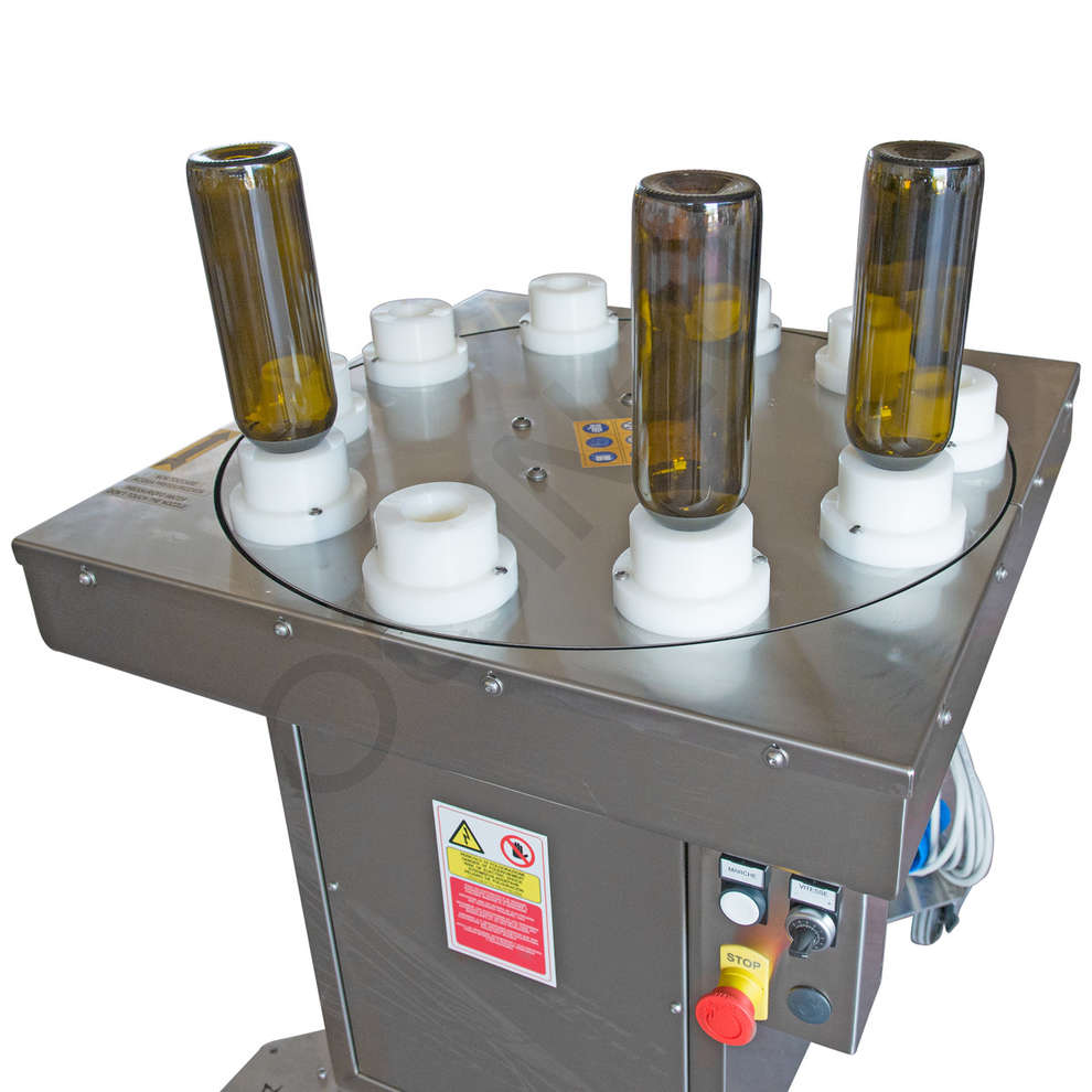 Halbautomatiche Flaschenreinigungsmaschine P10