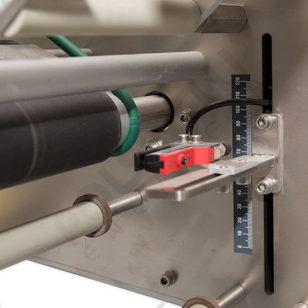 Halbautomatische Etikettiermaschine ETI 10