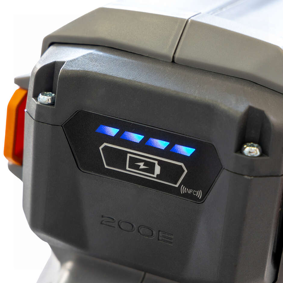 Heckenschere Pellenc Helion E mit Batterie Ulib 200E