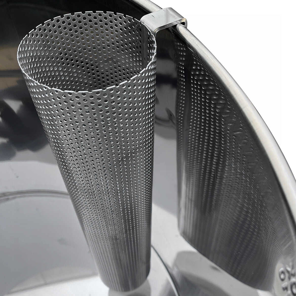 Tubo Per Svinatura Vino - Acciaio Inox, Fori 3 Mm, Diametro 75 Mm, Altezza 90 Cm