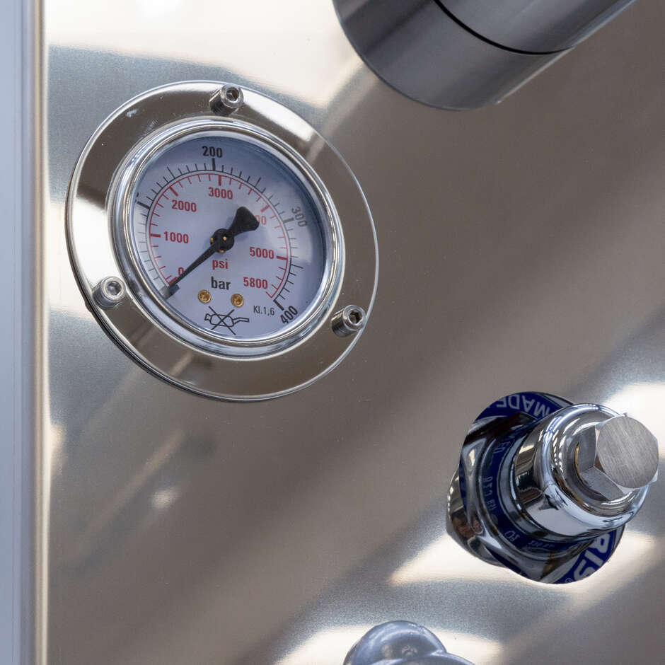 Nitrogen 10-position system with control unit