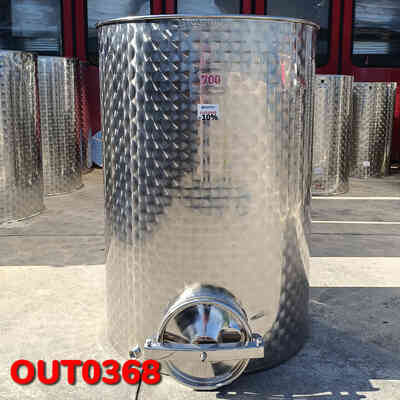 OUTLET - 700 L stainless steel wine tank with air floating lid and manhole OUTLET - 700 L stainless steel wine tank with air floating lid and manhole