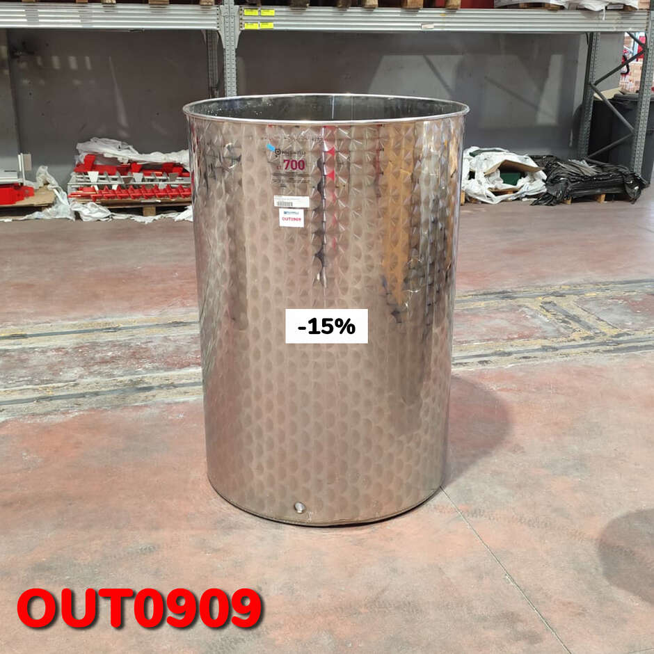 SAÍDA - Tanque de aço inoxidável de 700 L