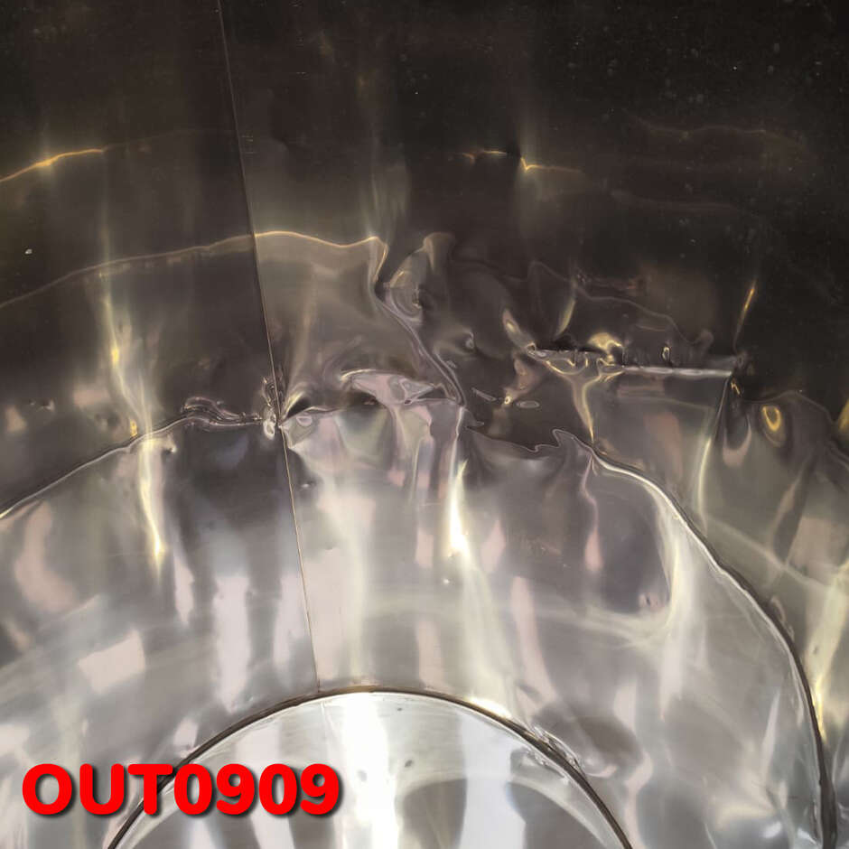 SAÍDA - Tanque de aço inoxidável de 700 L