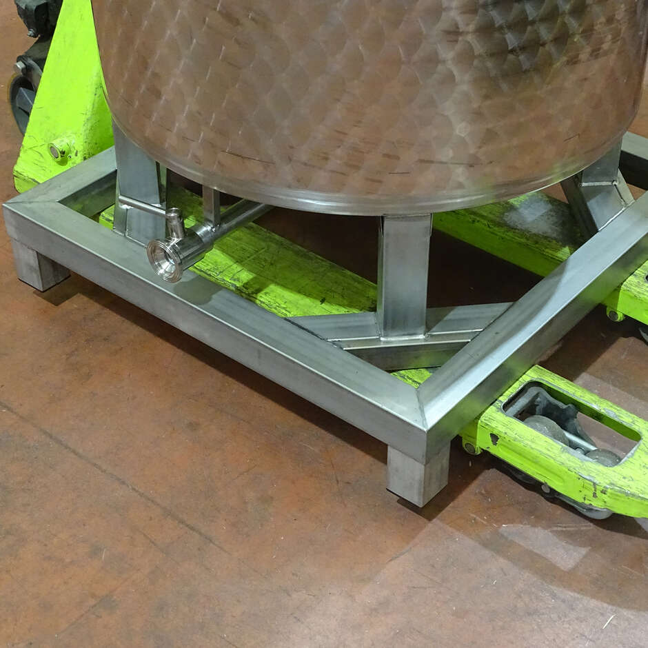 Serbatoio Inox 300 L Conico 10° Pallettizzabile