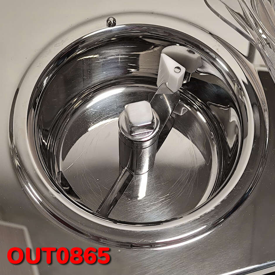Tomada - Máquina de Sorvete CUBE 750 - 220V 50HZ